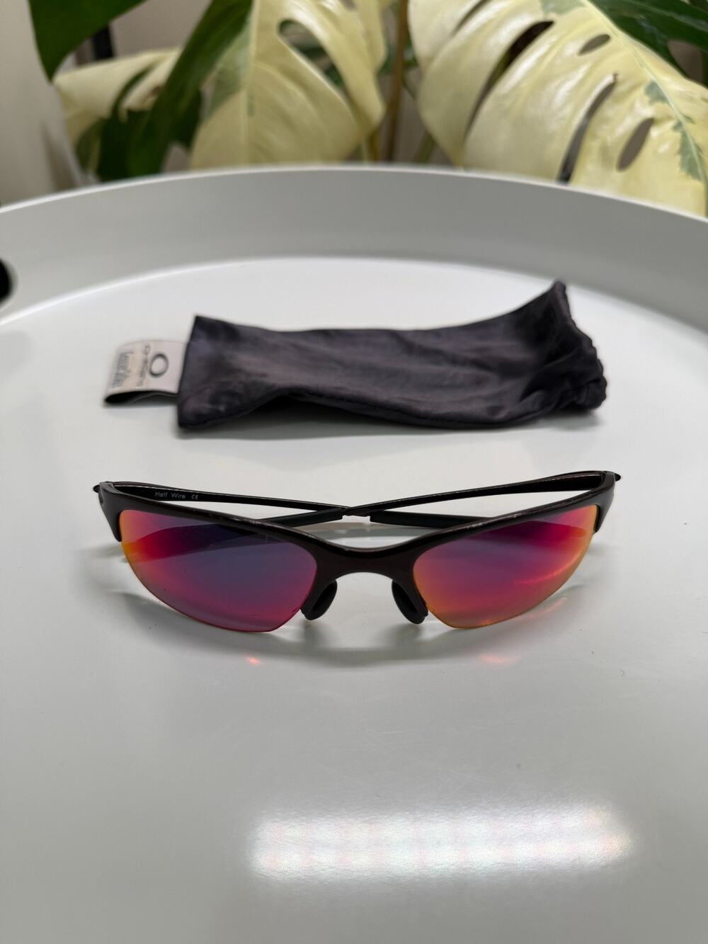 Vintage Oakley half wire 1.0 red oxide positive red iridium sunglasses 05-735